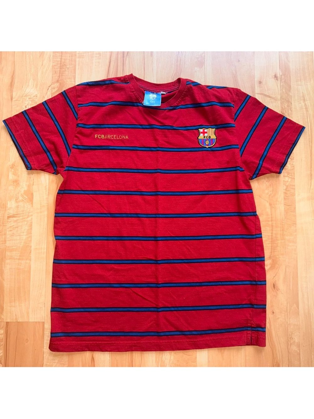 FC Barcelona Red & Blue Striped Short Sleeve Tee/ T-shirt Barcelone